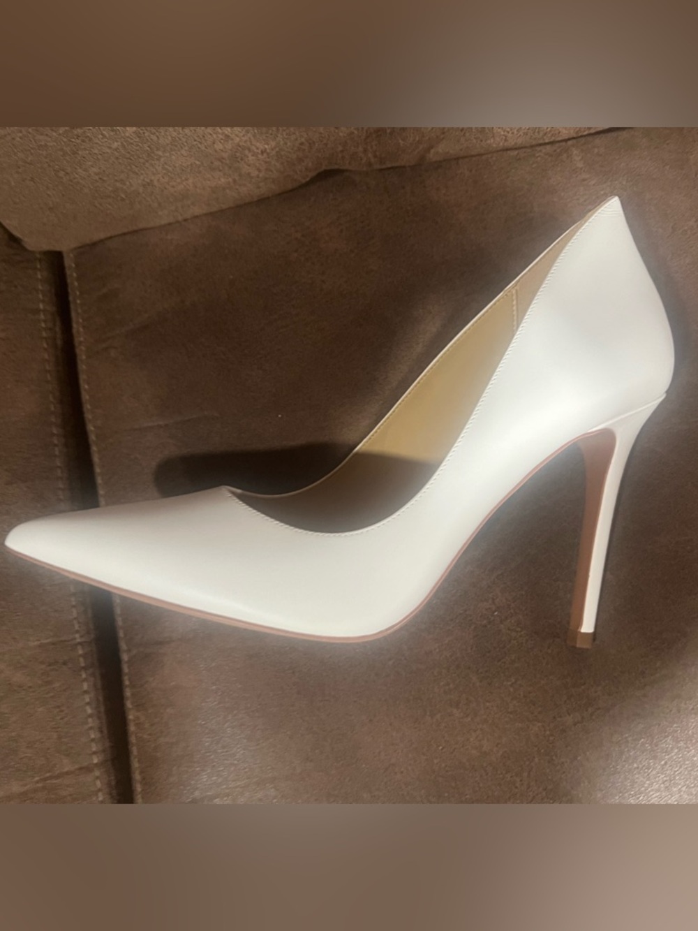Michael Kors Alina Flex White Pointed Toe Stiletto Pumps - Picture 5 of 11